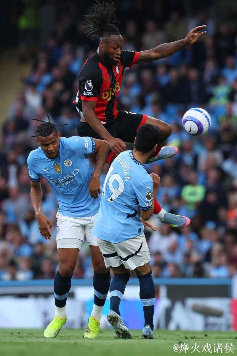 曼联4-4伯恩茅斯追平英超单场39射门壮举